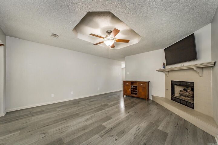 Property Photo:  404 May Street  AR 72120-3815 