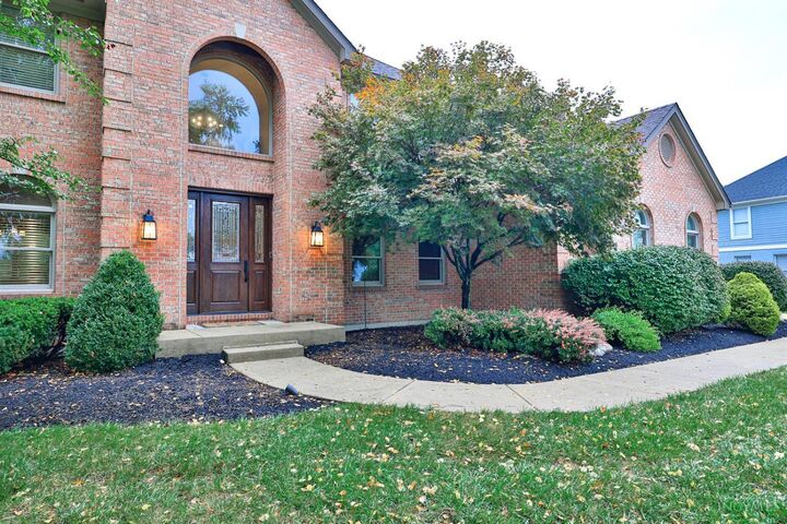 1271 Aintree Court  Hamilton Twp OH 45039 photo