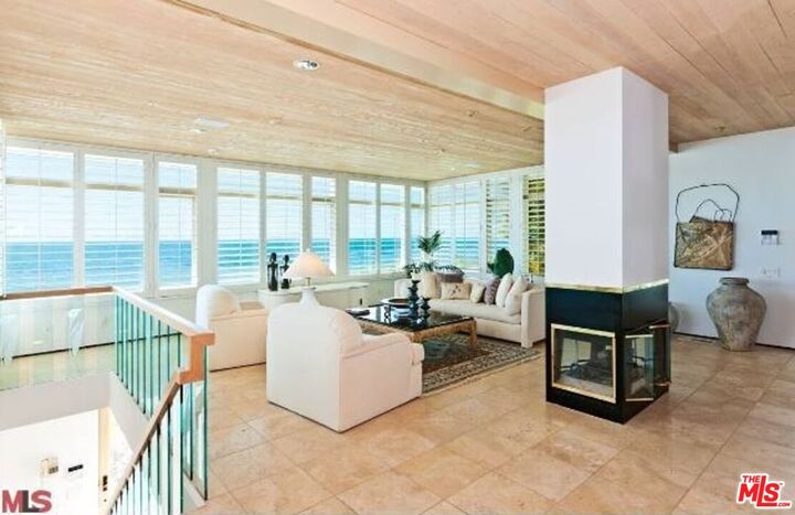 Property Photo: 31709 Sea Level Dr CA 90265