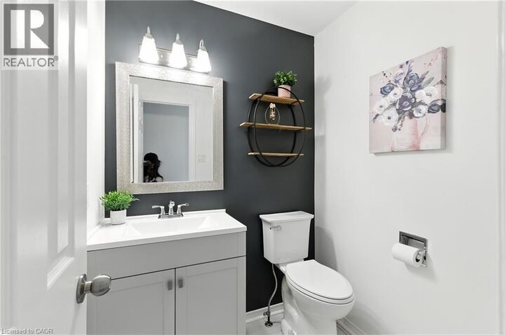 Photo de la propriété:  415 River Oaks Boulevard West 23  ON L6H 5P7 
