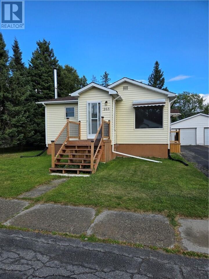 265 Eighth Avenue  Lively ON P3Y 1M5 photo