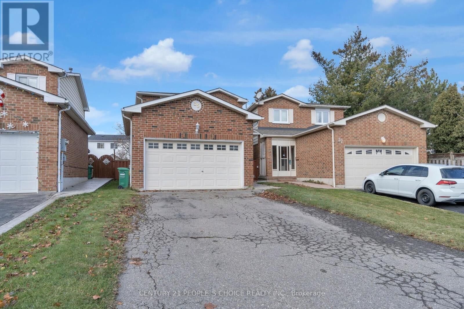 Property Photo: 35 Ferri Crescent ON L6Z 1R8