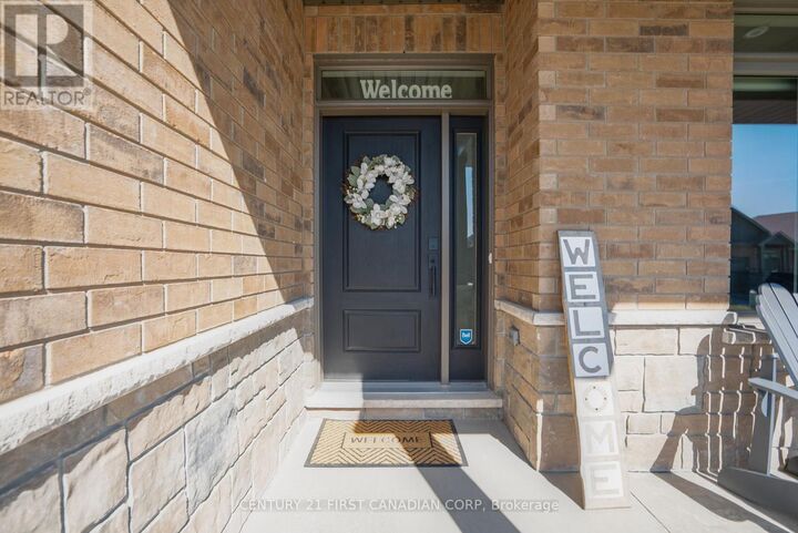 Photo de la propriété: 159 Collins Way 19 ON N7G 0G8