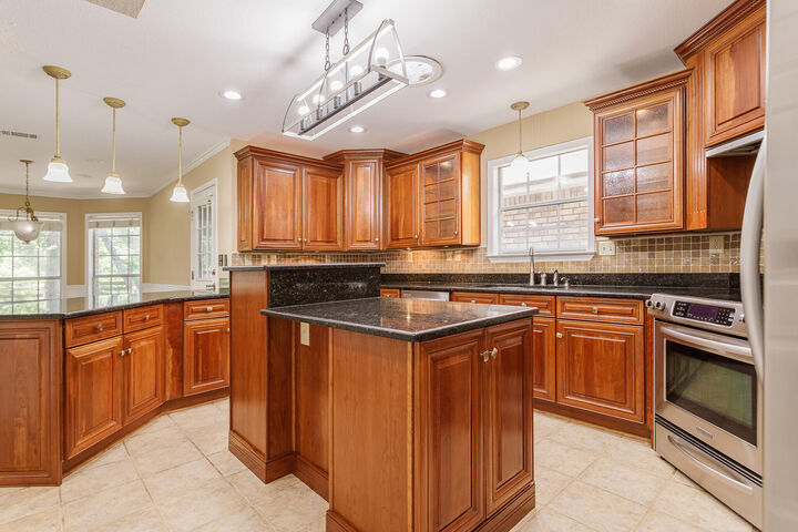 Property Photo:  329 Skyline Circle  FL 32539 