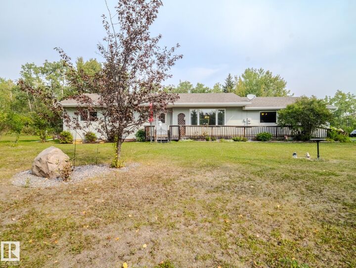 52122 Rge Road 210 266  Rural Strathcona County AB T8G 1A4 photo