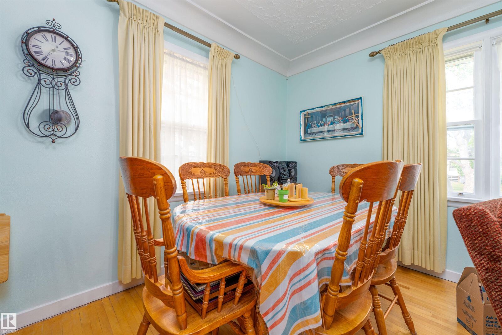 Property Photo: 4811 51 Avenue AB T0B 2R0