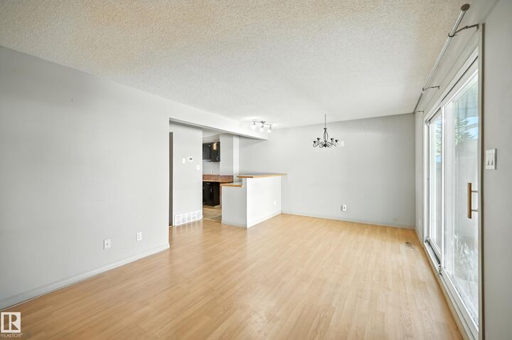 Property Photo: 11406 139 Avenue NW AB T5X 3L4