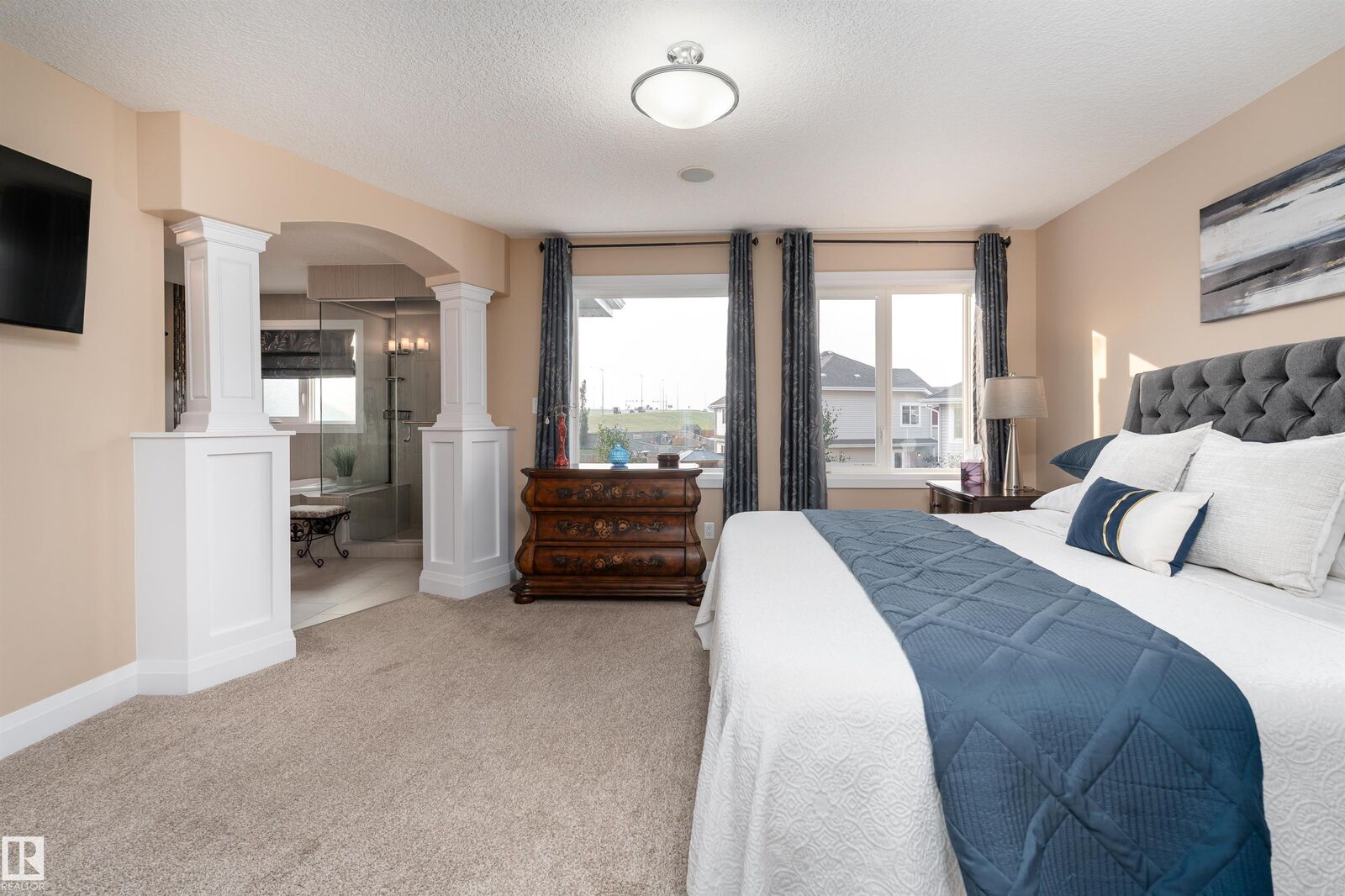Property Photo: 2007 Blue Jay Court NW AB T5S 0J8