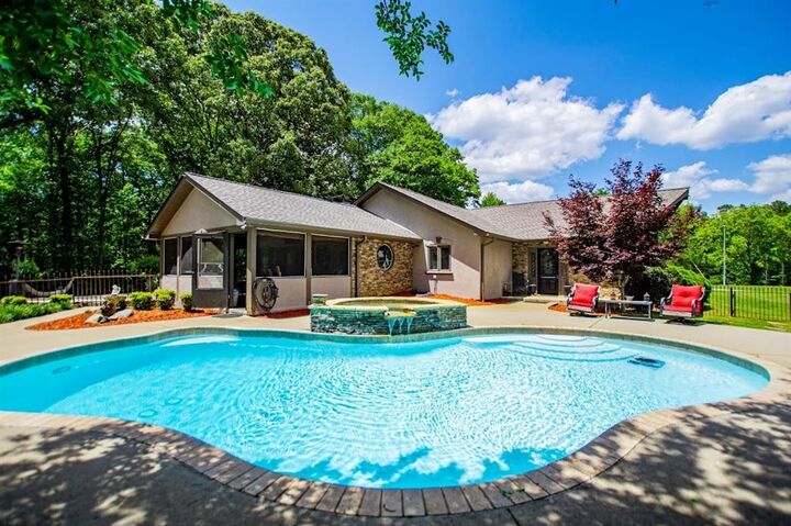 Property Photo:  1050 Denton Road  GA 30134 