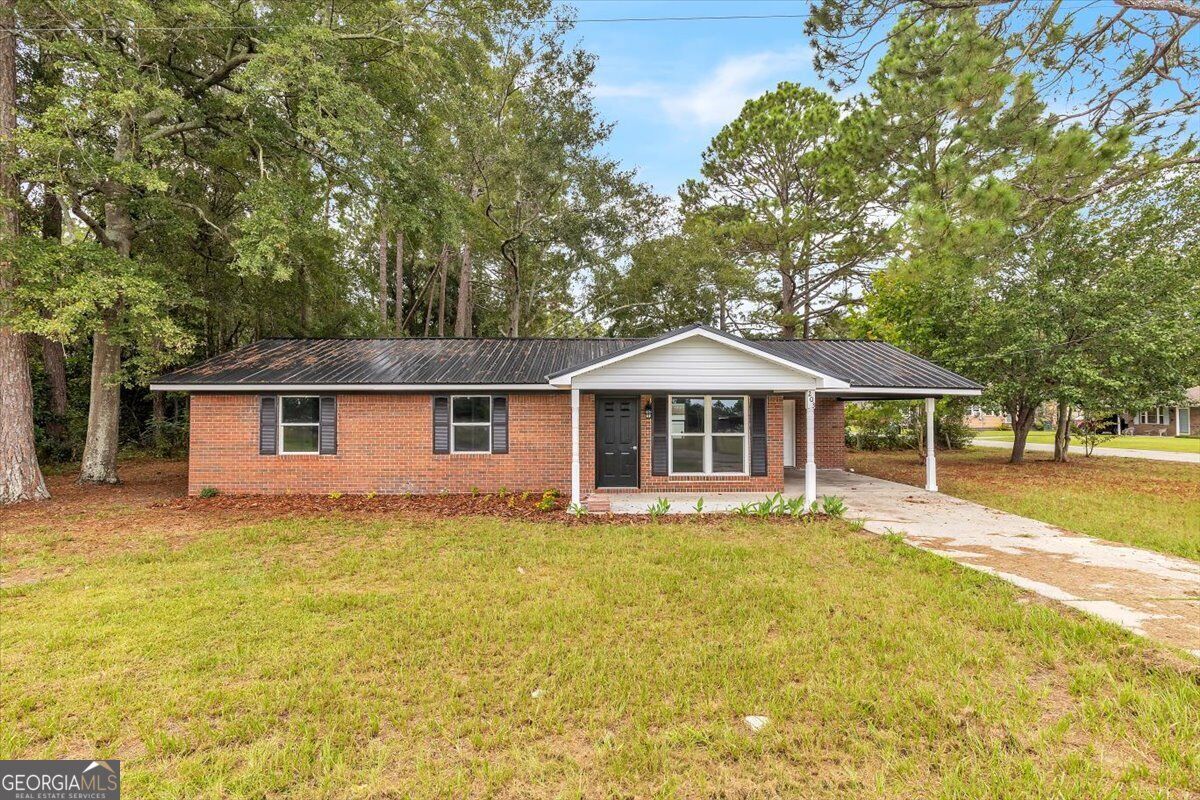 Property Photo: 203 Azalea Road GA 30427