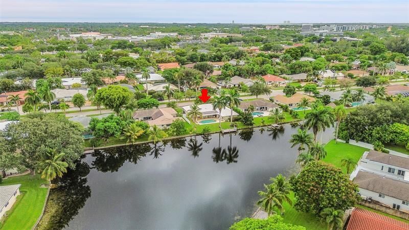 Property Photo:  240 El Dorado Pkwy  FL 33317 