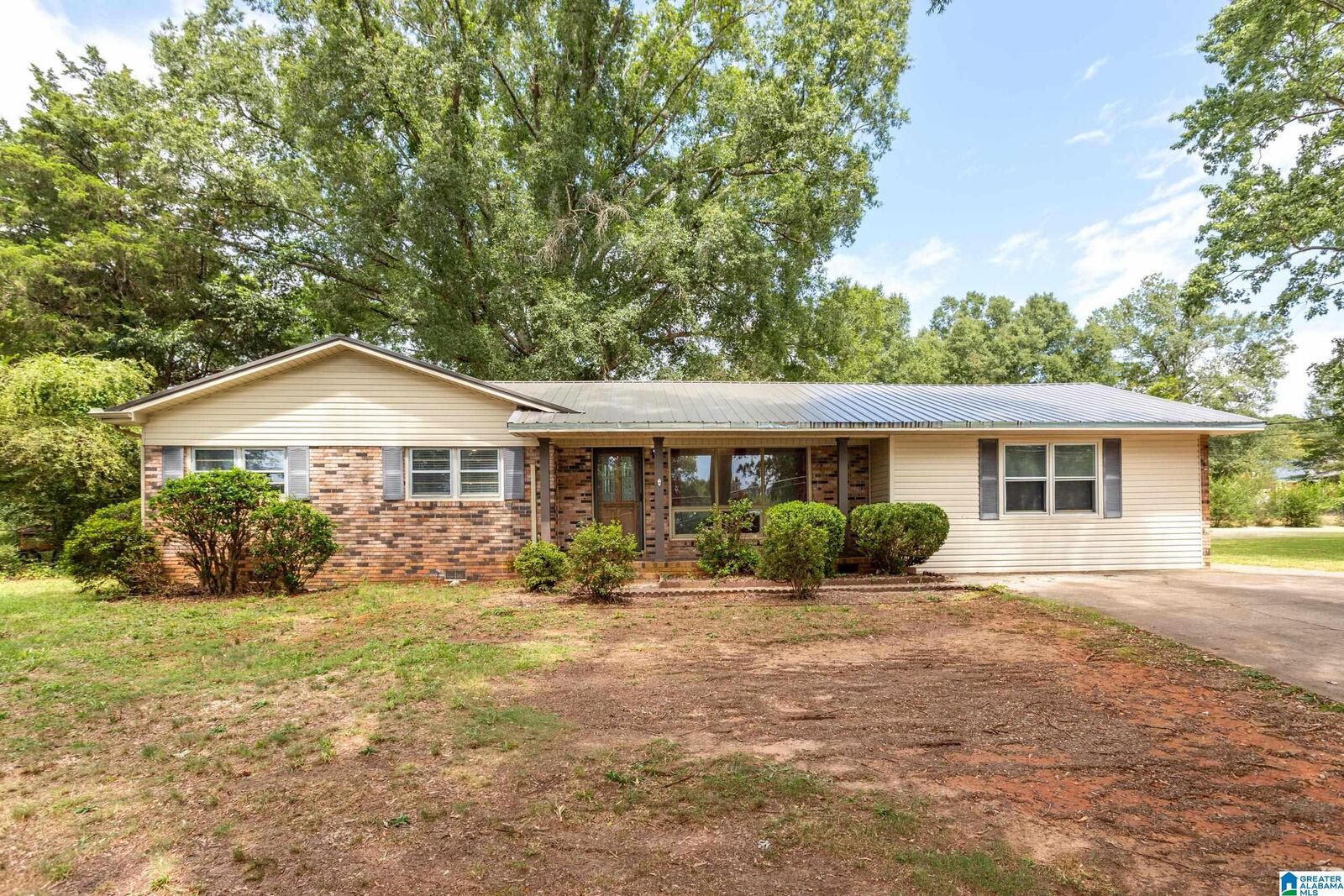 Property Photo: 510 Mountain Street AL 36265