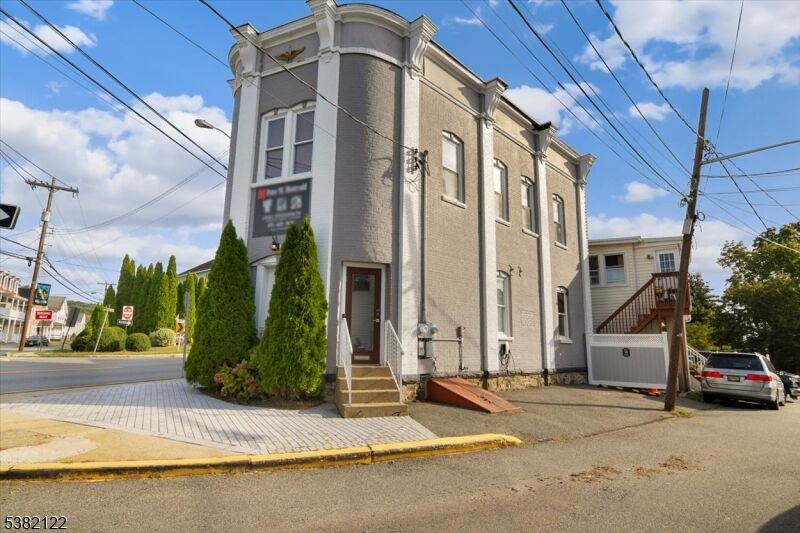 Property Photo:  2 Church St  NJ 07866 