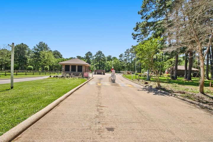 Property Photo: 12647 Antares Loop TX 77318