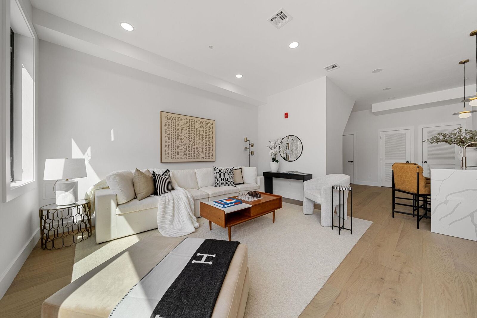 Property Photo:  17 Leonard St 3  NJ 07307 