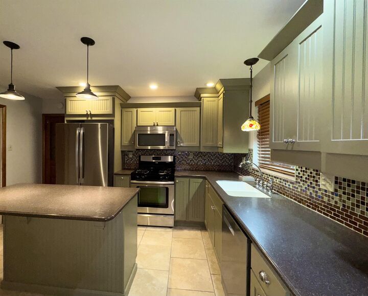 Property Photo: 2069 Enslow Ave WV 25701