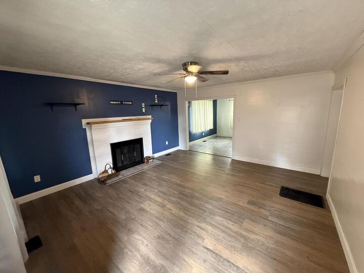 Property Photo:  7 Lisle Lane  KY 40391 