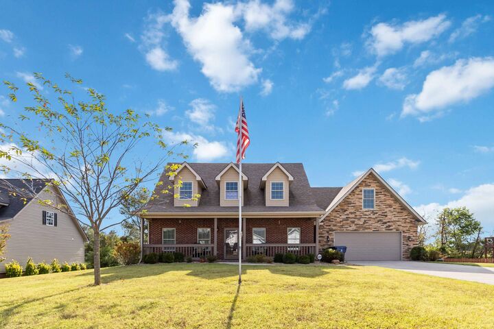Property Photo:  402 Whisper Woods Drive  KY 42503 