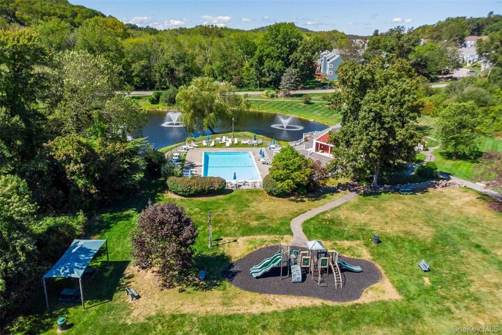 Property Photo:  1902 Dunhill Drive  NY 10509 