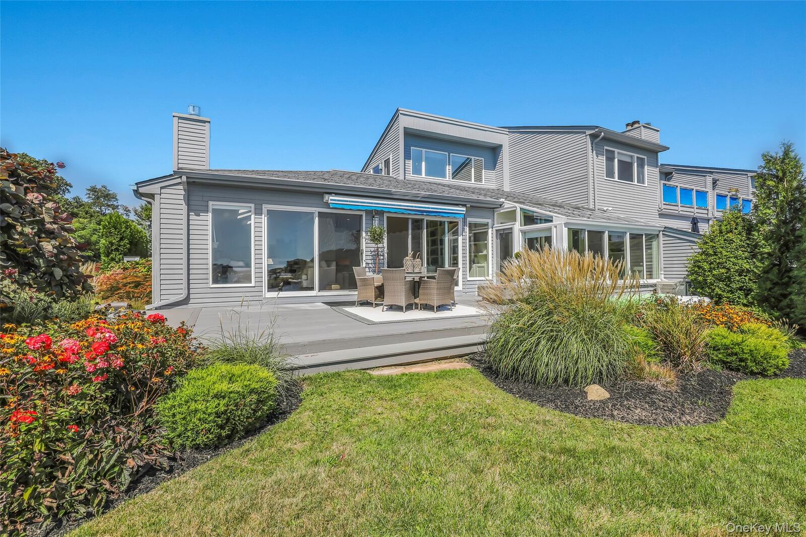 Property Photo:  4 Harbour Drive  NY 11715 