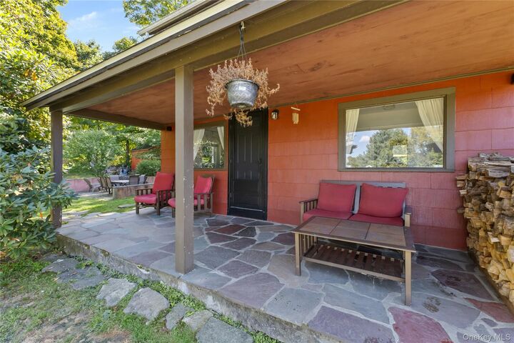 Property Photo: 168 Gleneida Ridge Road NY 10512