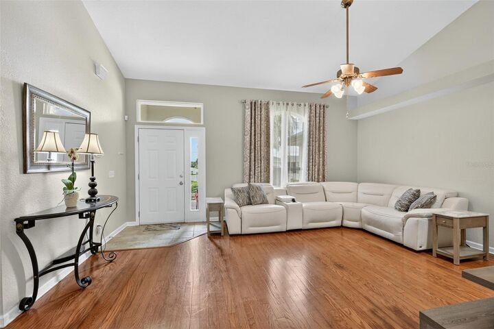 Property Photo: 503 Philodendron FL 33955