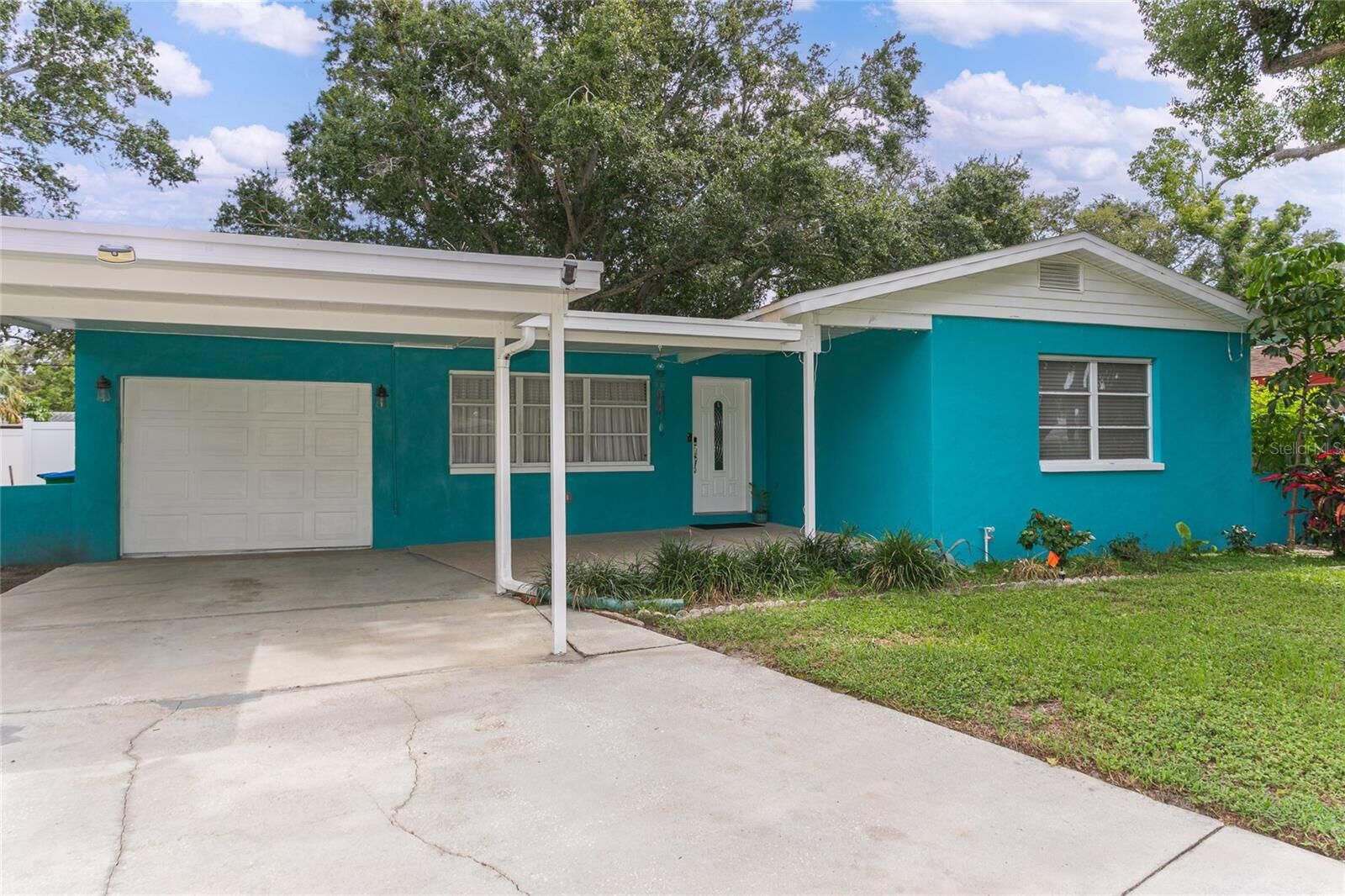 Property Photo:  10474 Kumquat Lane  FL 33772 