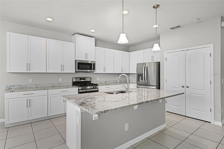 Property Photo: 4307 Tigris Drive FL 32712