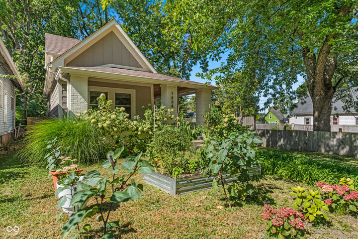 Property Photo:  1434 Samoa Street  IN 46201 