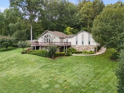 Property Photo: 1396 Deerfield Road GA 30582