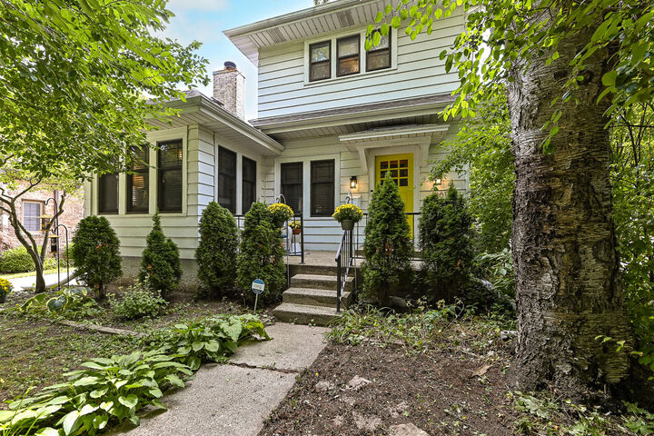 1901 E Beverly Rd  Shorewood WI 53211 photo