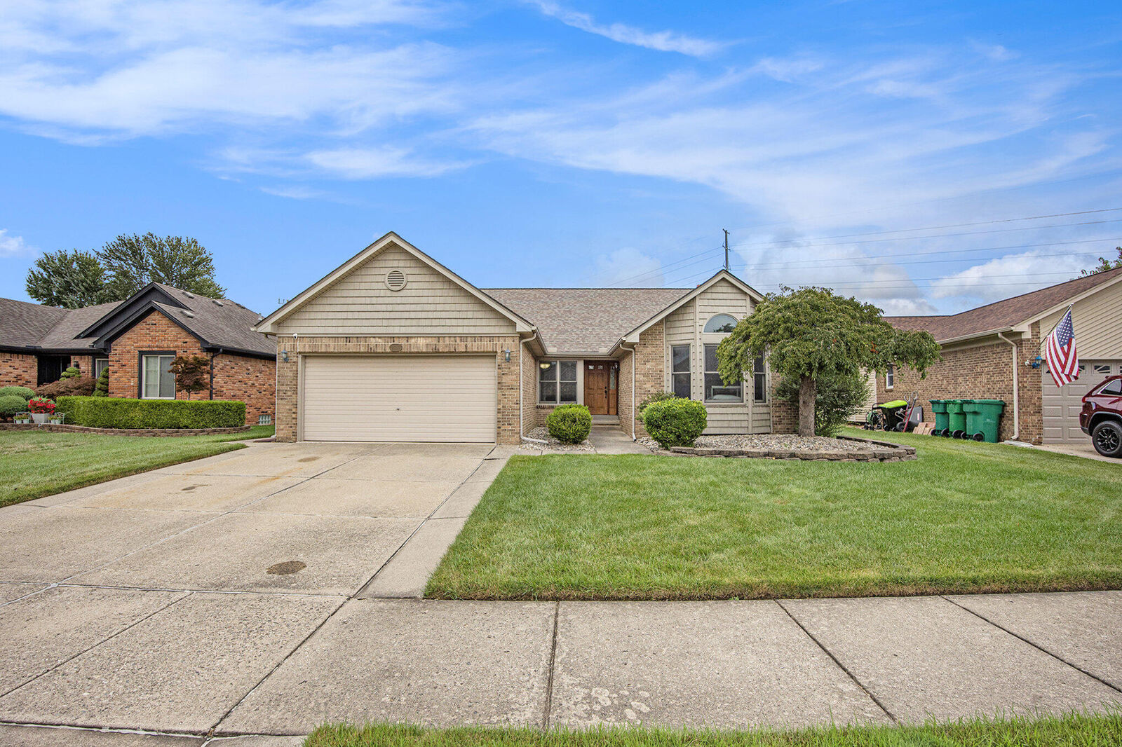 Property Photo:  46293 Fox Run Drive Drive  MI 48044 