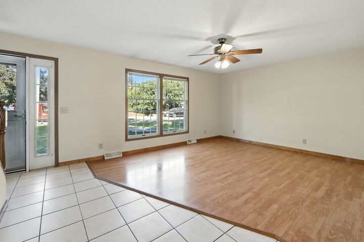 Property Photo:  11 Hellios Court  IL 60020 