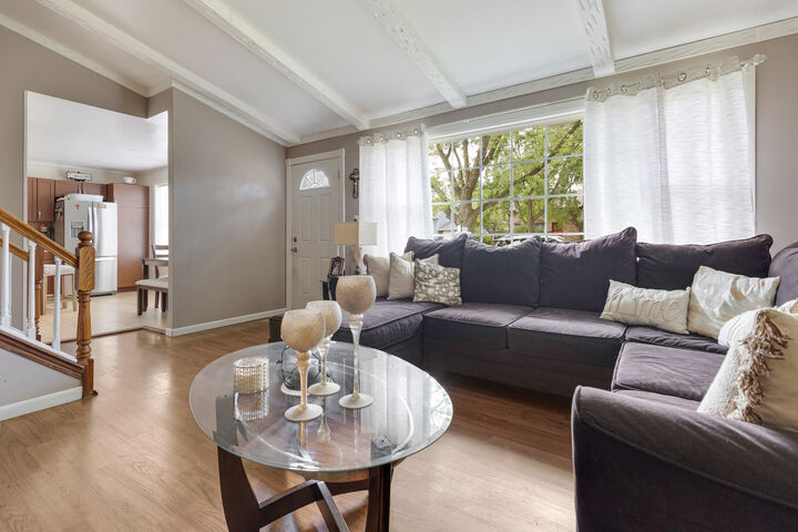 Property Photo: 7321 Jonquil Terrace IL 60133