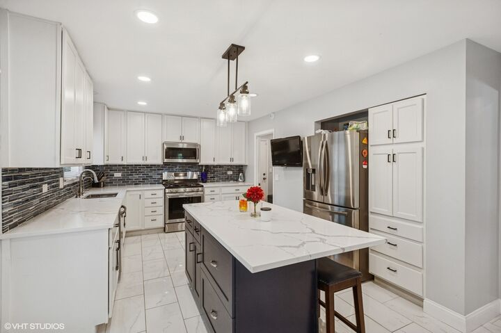 Property Photo: 10039 Lacrosse Avenue IL 60077