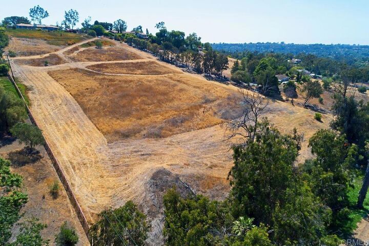 Property Photo: 5470 La Crescenta CA 92067