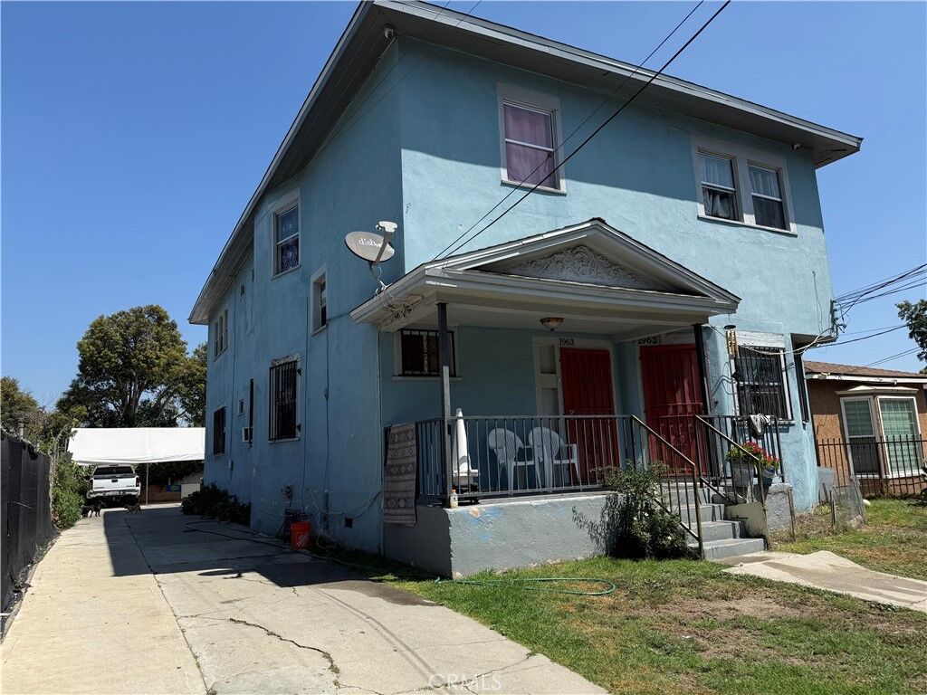Property Photo: 1963 E 111th Street CA 90059