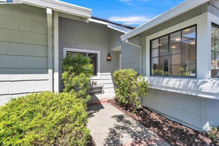 3525 McSherry Way  Alameda CA 94502 photo