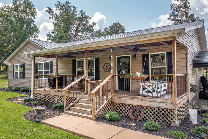 Property Photo: 2634 Oak Grove Road AL 35904