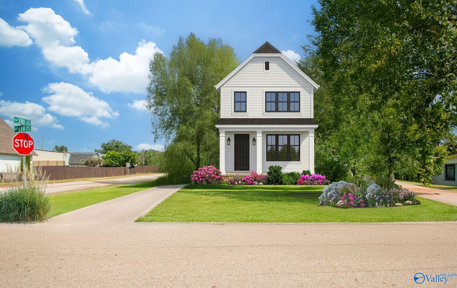Property Photo: 2714 6th Avenue SW AL 35805