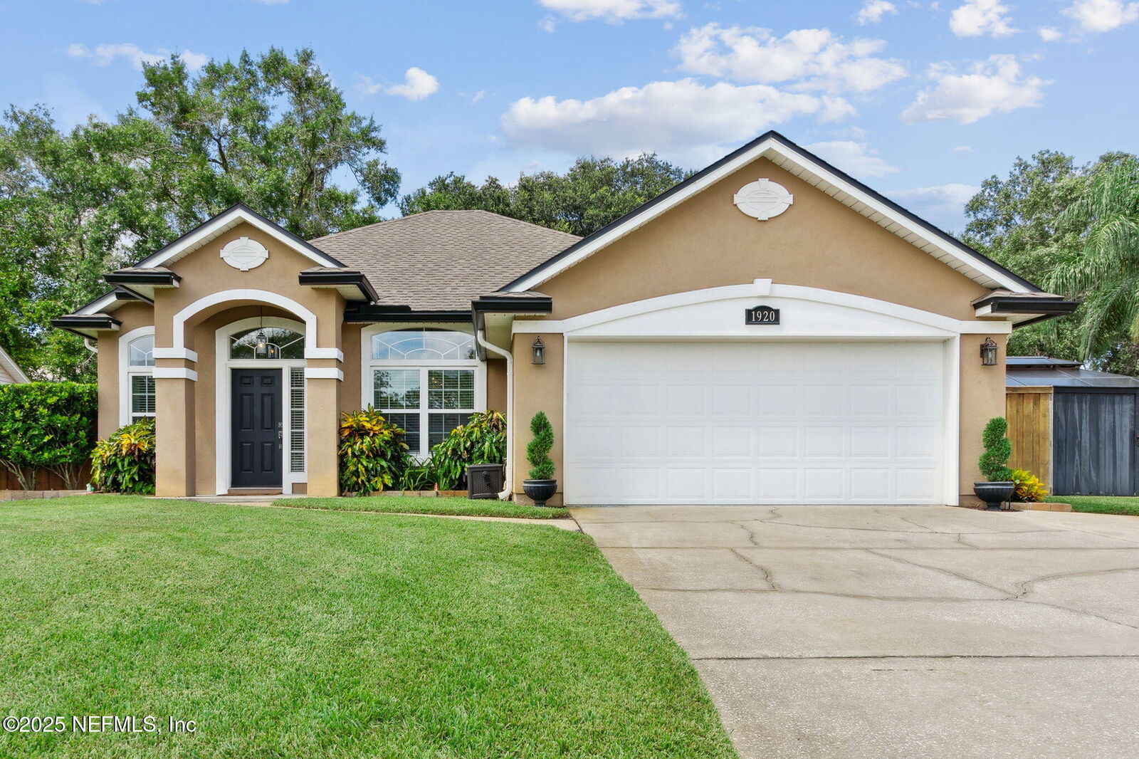 Property Photo: 1920 Burgess Hill Circle W FL 32246