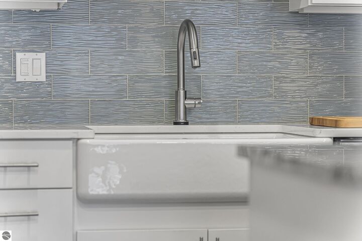 Property Photo: 215 Washington Street 3F MI 49684