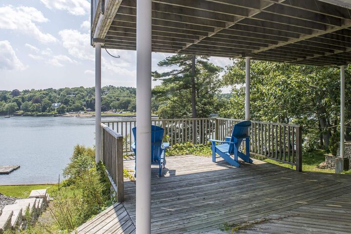 Property Photo:  1084 Ridgewood Drive  NS B3H 3Y4 