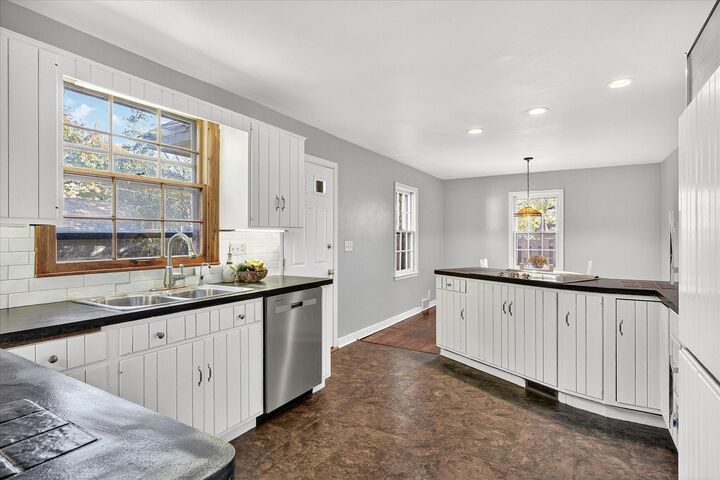 5601 10th Avenue S  Minneapolis MN 55417 photo