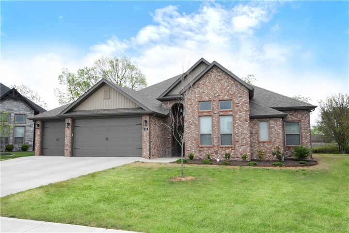 530 N Phoenix Road  Fayetteville AR 72704 photo