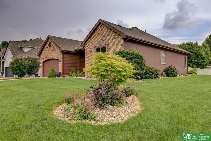 Property Photo:  1743 S 177th Avenue  NE 68130 