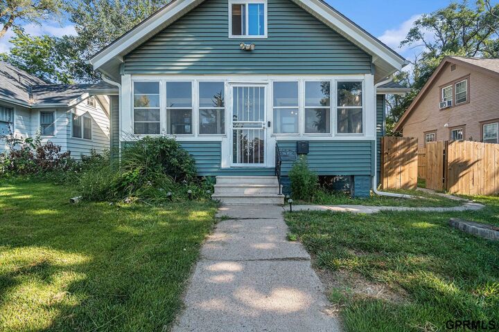 4374 Lafayette Avenue  Omaha NE 68131 photo