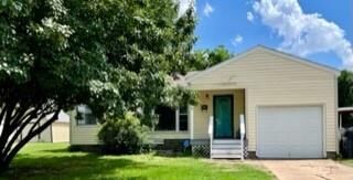 Property Photo:  3026 Cashion Place  OK 73112 