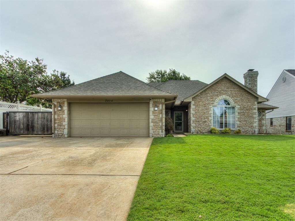 Property Photo:  2404 Big Horn Canyon  OK 73099 