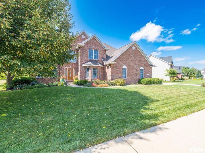 Property Photo: 10511 N Osage Court IL 61615